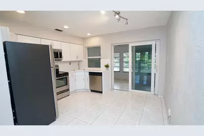 5908 NW 81st Avenue, Tamarac, FL 33321 - Photo 13