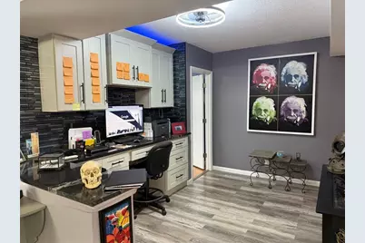 25 SE 13th Street #B2, Boca Raton, FL 33432 - Photo 1