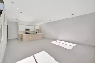 4208 NE 7th Terrace, Oakland Park, FL 33334 - Photo 11