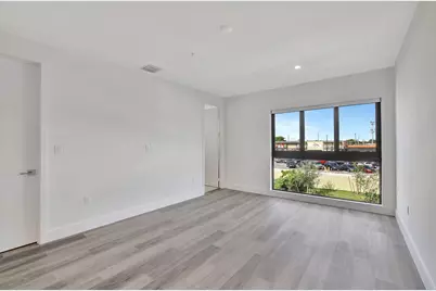 4208 NE 7th Terrace, Oakland Park, FL 33334 - Photo 25