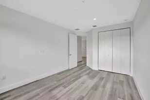 4208 NE 7th Terrace, Oakland Park, FL 33334 - Photo 31