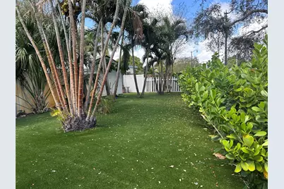 1431 NE 40th Court, Pompano Beach, FL 33064 - Photo 3