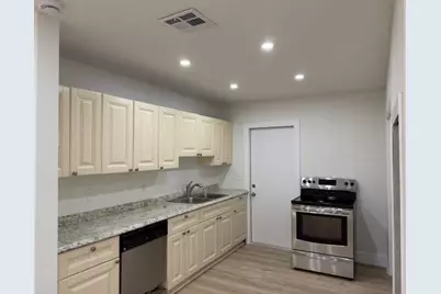 141 SE 7th Avenue, Boynton Beach, FL 33435 - Photo 3