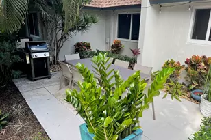 4021 N Cypress Dr, Pompano Beach, FL 33069 - Photo 5