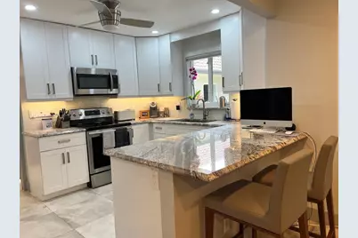 4021 N Cypress Drive, Pompano Beach, FL 33069 - Photo 9