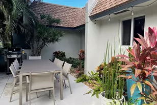 4021 N Cypress Dr, Pompano Beach, FL 33069 - Photo 3