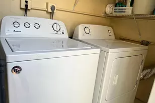 4021 N Cypress Dr, Pompano Beach, FL 33069 - Photo 7