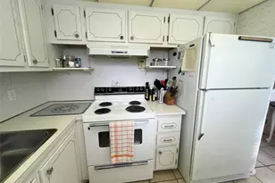 244 Farnham K, Deerfield Beach, FL 33442 - Photo 3