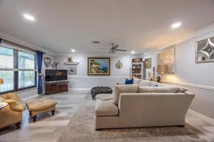 201 SW 1st St, Boca Raton, FL 33432 - Photo 3