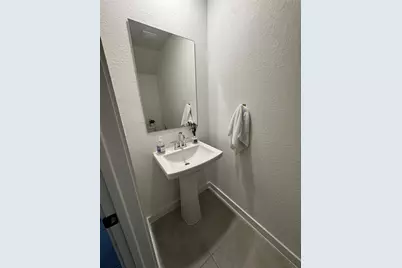 476 NE 5th Terrace, Florida City, FL 33034 - Photo 11