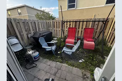 476 NE 5th Terrace, Florida City, FL 33034 - Photo 17