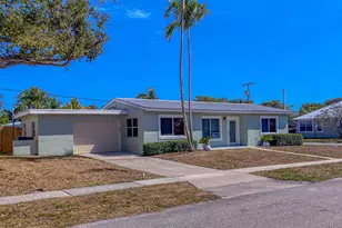 1402 Lee Ct, Lake Worth, FL 33461 - Photo 3