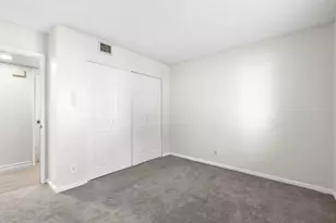 3053 N Oakland Forest Dr, Oakland Park, FL 33309 - Photo 17