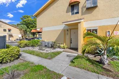 3053 N Oakland Forest Drive #102, Oakland Park, FL 33309 - Photo 3