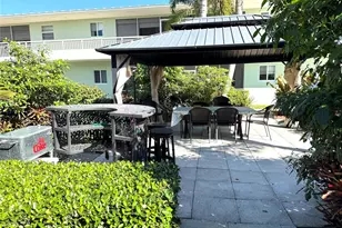 2100 NE 38th St, Lighthouse Point, FL 33064 - Photo 35