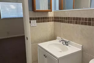 2100 NE 38th St, Lighthouse Point, FL 33064 - Photo 25