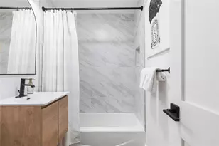 1080 E Country Club Cir, Plantation, FL 33317 - Photo 15