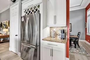 8251 NW 122nd Ln, Parkland, FL 33076 - Photo 17