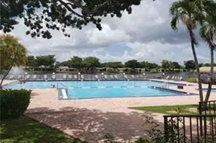 301 Cambridge Rd, Hollywood, FL 33024 - Photo 29