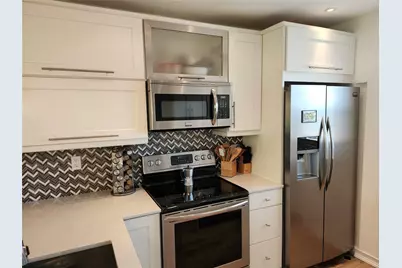 301 Cambridge Road #301, Hollywood, FL 33024 - Photo 5
