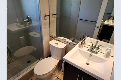 301 Cambridge Road #301, Hollywood, FL 33024 - Photo 23