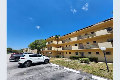 301 Cambridge Road #301, Hollywood, FL 33024 - Photo 1