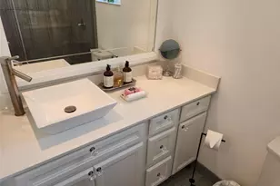 301 Cambridge Rd, Hollywood, FL 33024 - Photo 17