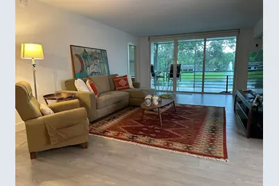 3611 Oaks Clubhouse Drive #203, Pompano Beach, FL 33069 - Photo 5