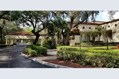 1831 Sabal Palm Drive #105, Davie, FL 33324 - Photo 17