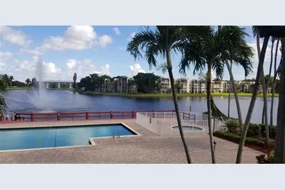 1831 S Sabal Palm Drive #105, Davie, FL 33324 - Photo 5