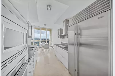 18201 Collins Avenue, Sunny Isles Beach, FL 33160 - Photo 51