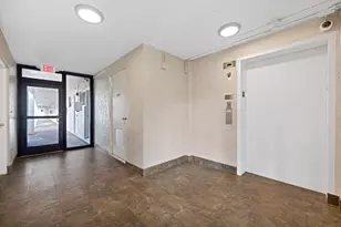 8735 Ramblewood Dr, Coral Springs, FL 33071 - Photo 25