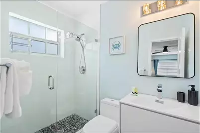 304 SE 4th Street, Dania Beach, FL 33004 - Photo 17