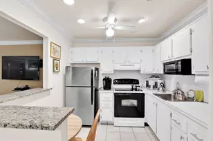 138 Seville, Delray Beach, FL 33446 - Photo 11