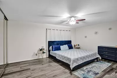 869 NW 47th Street, Deerfield Beach, FL 33064 - Photo 11