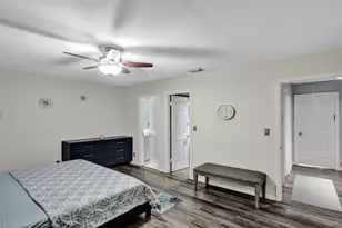 869 NW 47th St, Deerfield Beach, FL 33064 - Photo 13