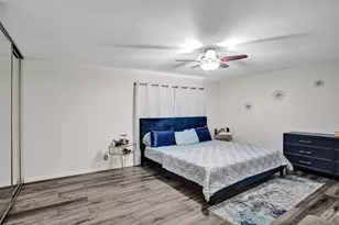 869 NW 47th St, Deerfield Beach, FL 33064 - Photo 11