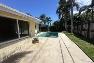 2941 NE 9th Ave, Pompano Beach, FL 33064 - Photo 3