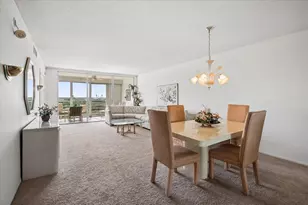 575 Oaks Ln, Pompano Beach, FL 33069 - Photo 1