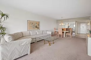 575 Oaks Ln, Pompano Beach, FL 33069 - Photo 3