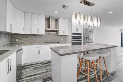 1000 NW North River Drive #14, Miami, FL 33136 - Photo 5