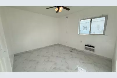 832 NW 10th Street #1, Hallandale Beach, FL 33009 - Photo 11