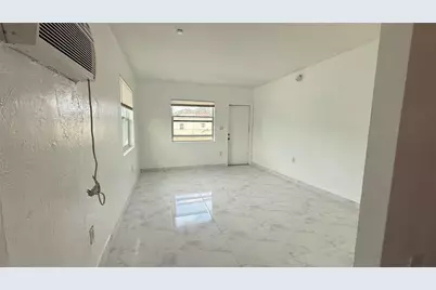 832 NW 10th Street #1, Hallandale Beach, FL 33009 - Photo 5