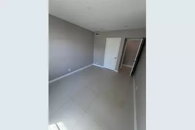 2161 NE 68th Street #323, Fort Lauderdale, FL 33308 - Photo 5