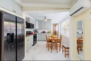 279 Hach Ln, West Palm Beach, FL 33415 - Photo 11