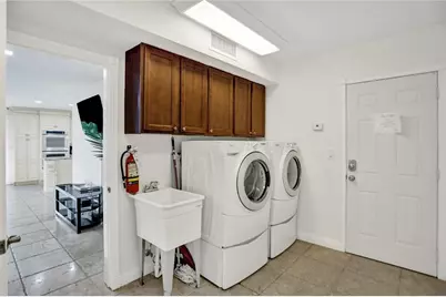 631 Oleander Drive, Hallandale Beach, FL 33009 - Photo 17