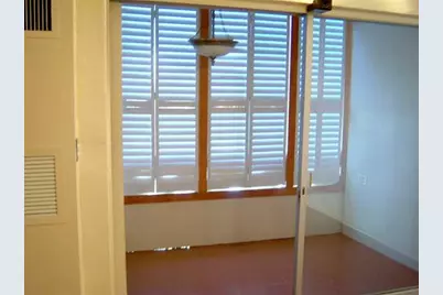 [Address not provided], North Miami, FL 33181 - Photo 7