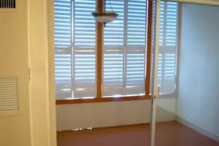 [Address not provided], North Miami, FL 33181 - Photo 7