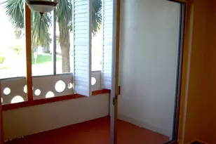 [Address not provided], North Miami, FL 33181 - Photo 9