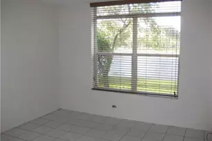 3750 Inverrary Dr, Lauderhill, FL 33319 - Photo 5